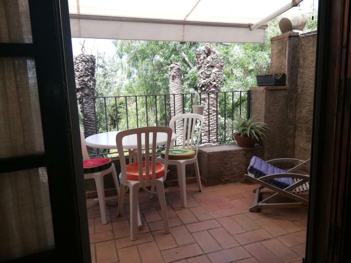 Can Cactus Garriguella Exterior photo